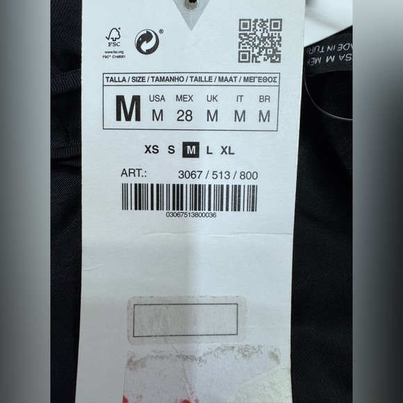 Zara . Black Crop Top - Picture 6 of 6